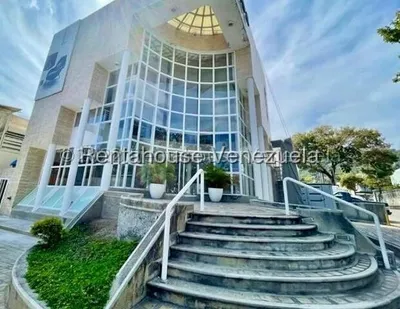 Edificio en alquiler