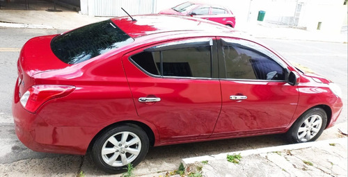 Imagem 4 de 10 de Nissan Versa Sl 1.6 16v - Flex - Mecânico - Completo - 2013
