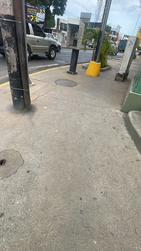 Local Comercial, Avenida Principal De Lechería, C.c. El Timón, Lechería, Alquiler