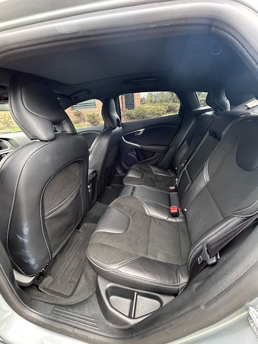 Volvo V40 2.0 T4 Drive-e R-design