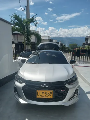 Chevrolet Onix 1.0T Rs Mt