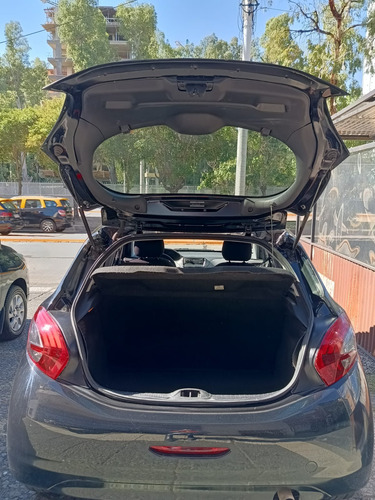 Peugeot 208 1.5 Active