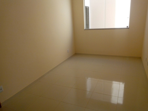Apartamento Com Área Privativa Com 2 Quartos Para Comprar No Nacional Em Contagem/mg - 2730