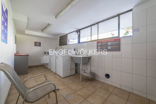 Vende Departamento 3d / Metro Monseñor Eyzaguirre