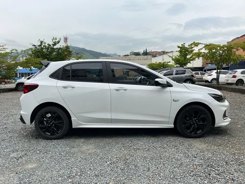 Chevrolet Onix 1.0T Rs Mt