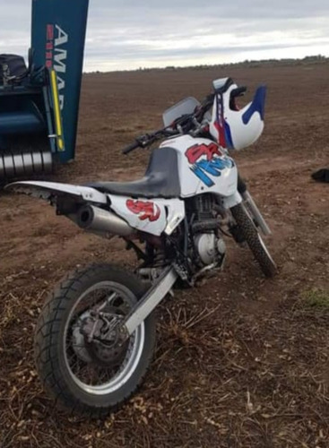 Imagen 4 de 6 de Suzuki Dr 650
