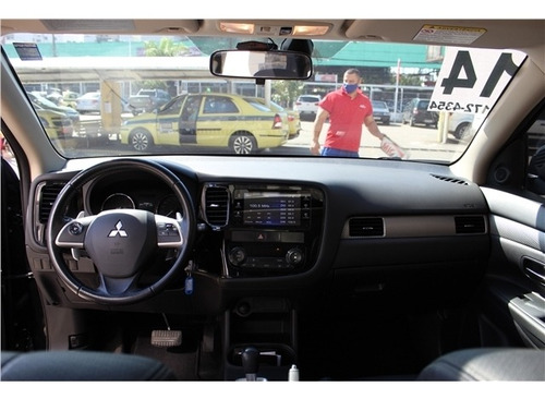 Imagem 7 de 11 de Mitsubishi Outlander 2.0 16v Gasolina 4p Automático