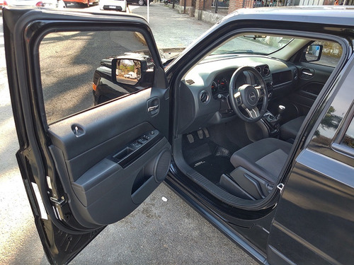 Imagen 11 de 25 de Jeep Patriot 2012 Sport 4x2 Abasto Motors