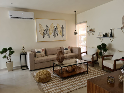 Casa En Venta En Selvanova, Playa Del Carmen, Quintana Roo. Reventa | Totalmente Amueblada.