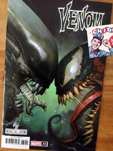 Comic - Venom #32 Ryan Brown Venom Vs Alien Variant