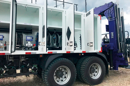 Imagem 8 de 9 de Caminhão Comboio 8000l E Guindaste Munck 45 Ton Vw 31.280