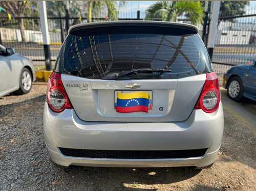 Imagen 6 de 13 de Chevrolet Aveo Speed Sistema De Gas Activo