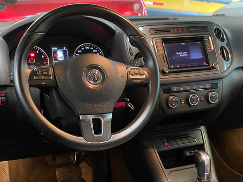 Imagen 10 de 14 de Volkswagen Tiguan 2016 2.0 Track&fun Nave Piel At