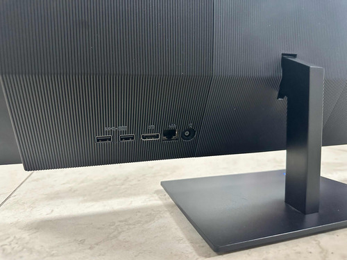 Hp- Aio Pro One 440 G5 (Usado)