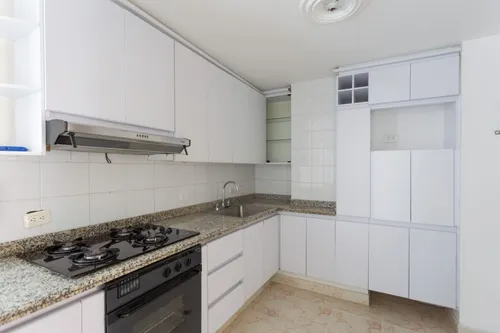 Apartamento En Venta En Laureles. Cod V12354