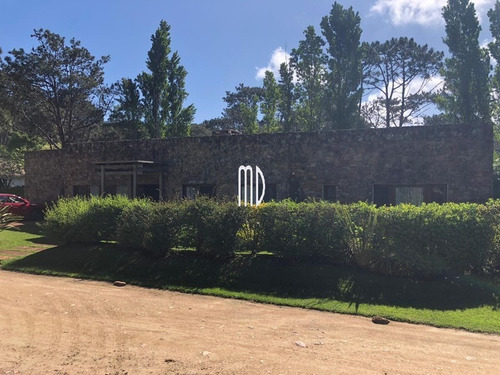 Imagen 19 de 30 de Casa En Laguna Blanca, Muy Buenas Comodidades, Seguridad.- Ref: 6080