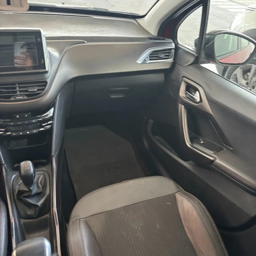 Peugeot 2008 1.6 FELINE L16