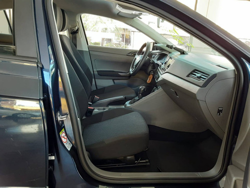 Imagem 13 de 14 de Volkswagen Virtus 1.6 Msi Total Flex Automático