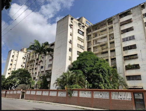 Apartamento En Venta En Caricuao Ud-3