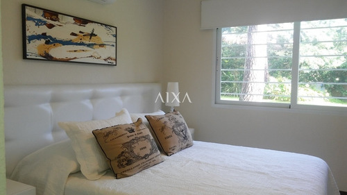 Casa En Punta Del Este, Mansa- Ref: 312