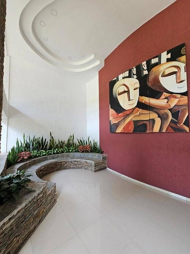 Inzitu Realtors Vende Apartamento En Res Bally Valencia El Parral Cm