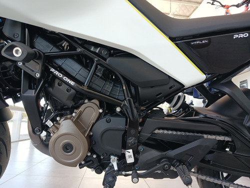 Vitpilen 401 Ng Husqvarna Entrega Inmediata Blanca Contado