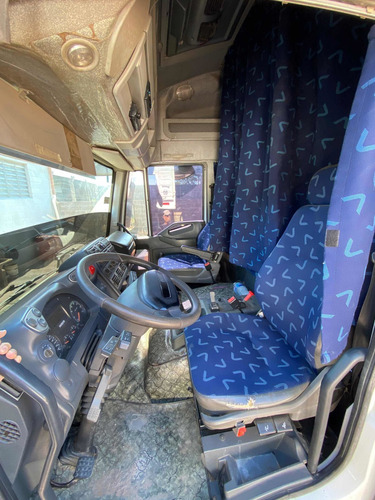 Iveco Cursor 330 Techo Alt