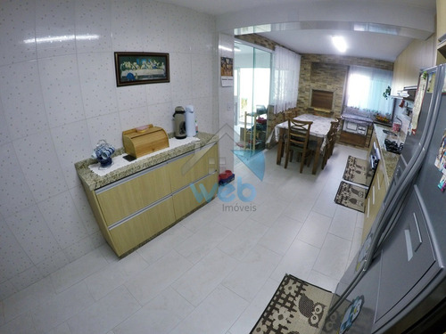 Imagem 10 de 30 de Sobrado À Venda No Bairro Cic, Com Três Quartos Sendo Um Suíte, Sala, Cozinha Ampla, Móveis Planejados, Churrasqueira E Fogão À Lenha. - Ca01445 - 69532530