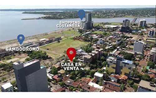 Imagen 14 de 15 de Vendo Casa Sobre Avenida, Frente Al Sambódromo: 4 Habitaciones Y 3 Baños