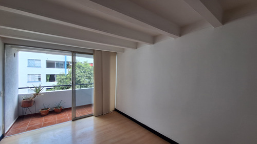 Apartamento Para Venta En Envigado, Sector Las Flores