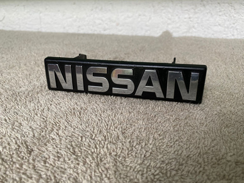 Emblema Delantero Nissan Sentra 1988-1990 Original