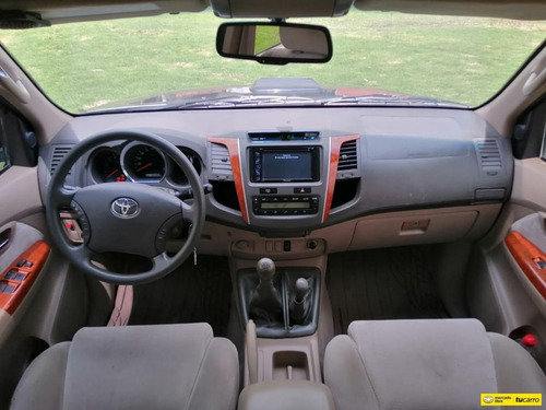Toyota Fortuner Mt 3.0 4x4 Turbo Diesel