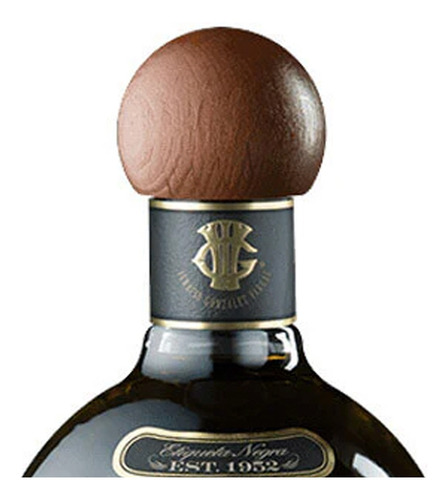 Paquete De 3 Tequila 7 Leguas Añejo 1.75 L