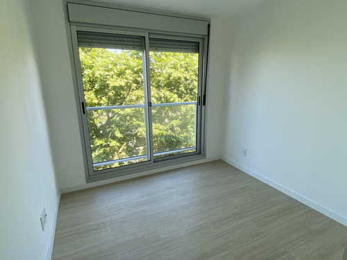 Imagen 2 de 9 de Apartamento - Centro (montevideo)