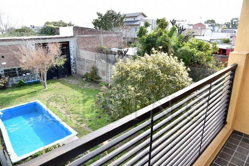 Imagen 28 de 30 de Casa - La Plata