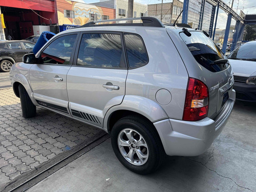 Hyundai Tucson 2.0 MPFI GLS 16V 143CV 2WD FLEX 4P AUTOMÁTICO