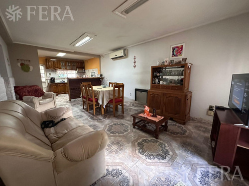 Venta Casa 4 Ambientes Con Cochera En Quilmes Oeste