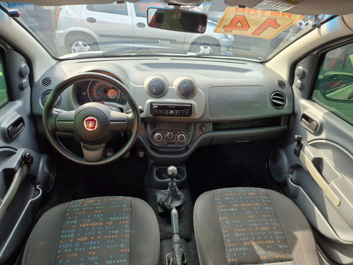 Fiat Uno 1.0 Vivace Celeb. Flex 5P