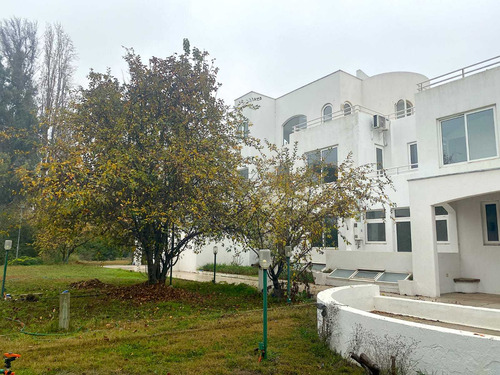 Gran Casa En Condominio, Colina (103610)