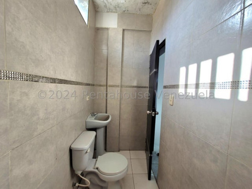 Milagros Inmuebles Edificio Venta Barquisimeto Lara Zona Centro Economica Residencial Economico Comercial Código Inmobiliaria Rent-a-house 25-140