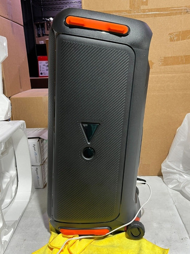 Imagen 2 de 3 de Jbl Partybox 710 -party +85/5/3/88/92/97/28speaker