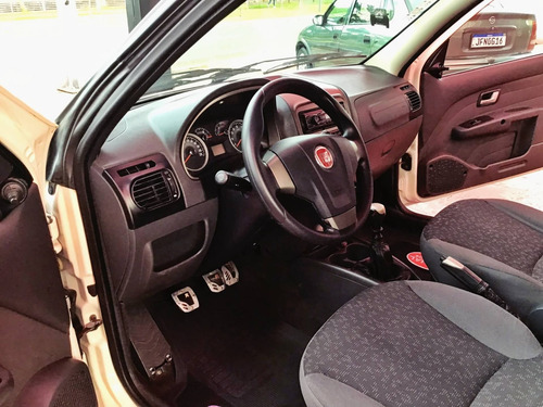 Imagem 15 de 15 de Fiat Strada 1.6 Mpi Trekking Ce 16v Flex 2p Manual