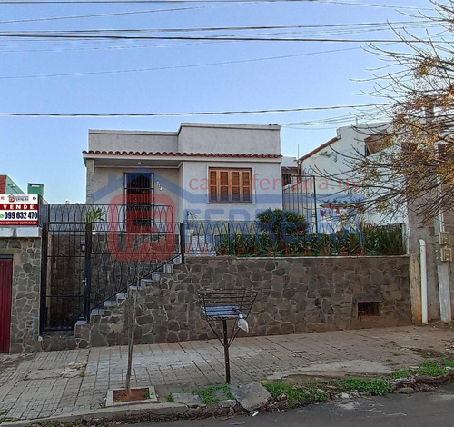 Vende 2 Casas En Un Mismo Padrón, 2 Y 3 Dormitorios, Garaje - Rivera