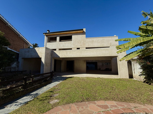 Venta Casa 6 Ambientes Parque Pileta Cocheras San Isidro Casco Historico Libertador Al Rio