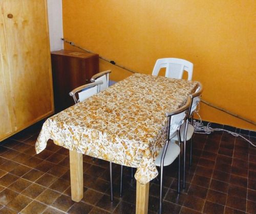 Chalet + Depto. 2 Amb. Lote 11 X 20