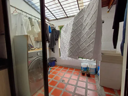 Casa En Venta En Guayabal. Cod V12686