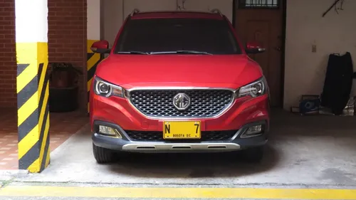 MG Zs 1.5 Plus Mt