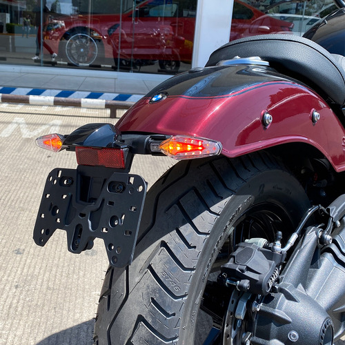 R12 Aventurin Red Metallic 2024