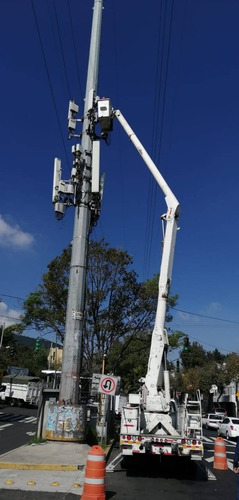 Imagen 10 de 10 de Renta De Gruas Con Canastilla Telescopica Y Articuladas