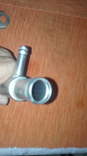 Imagen 6 de 9 de Tubo Difusor Agua Motor Toyota Meru Hilux Hasta 02 Original